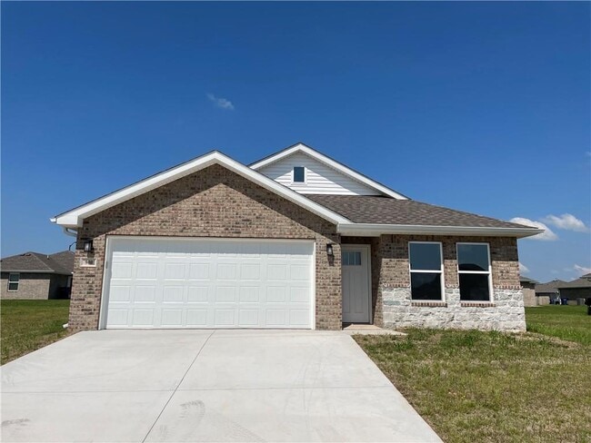 Building Photo - 900 S Green Heron Ln