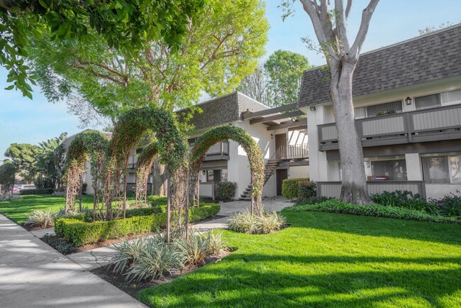 Foto del edificio - Huntington Continental