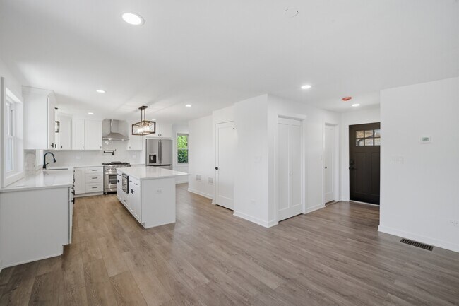 Foto del edificio - 9430 Nashville Ave