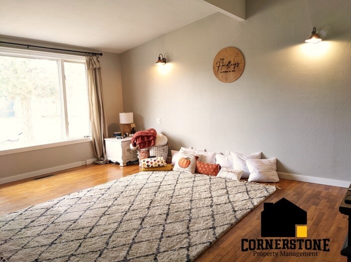 1070 N Ross Ln, Medford, OR 97501 House Rental in Medford, OR