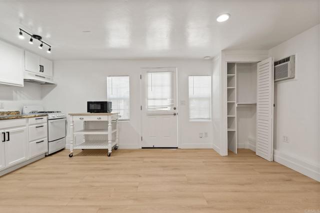 Foto del edificio - 207 Walnut Ave