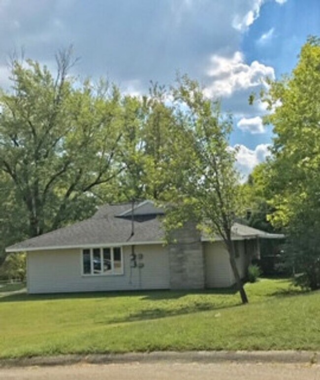 Foto del edificio - 3541 N Valleyview Dr