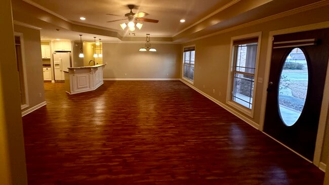 Building Photo - 103 Tuscany Ln