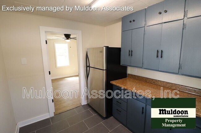 Foto del edificio - 2125 1/2 E 8th St