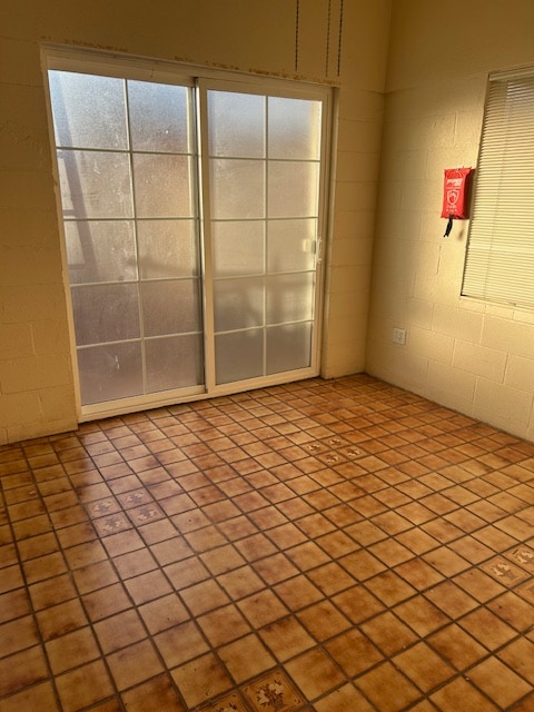 Building Photo - 94-331-331 Kahualena St