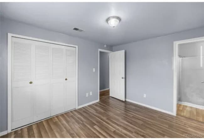Building Photo - "Spacious 3-Bed, 3-Bath Condo in Aurora's ...