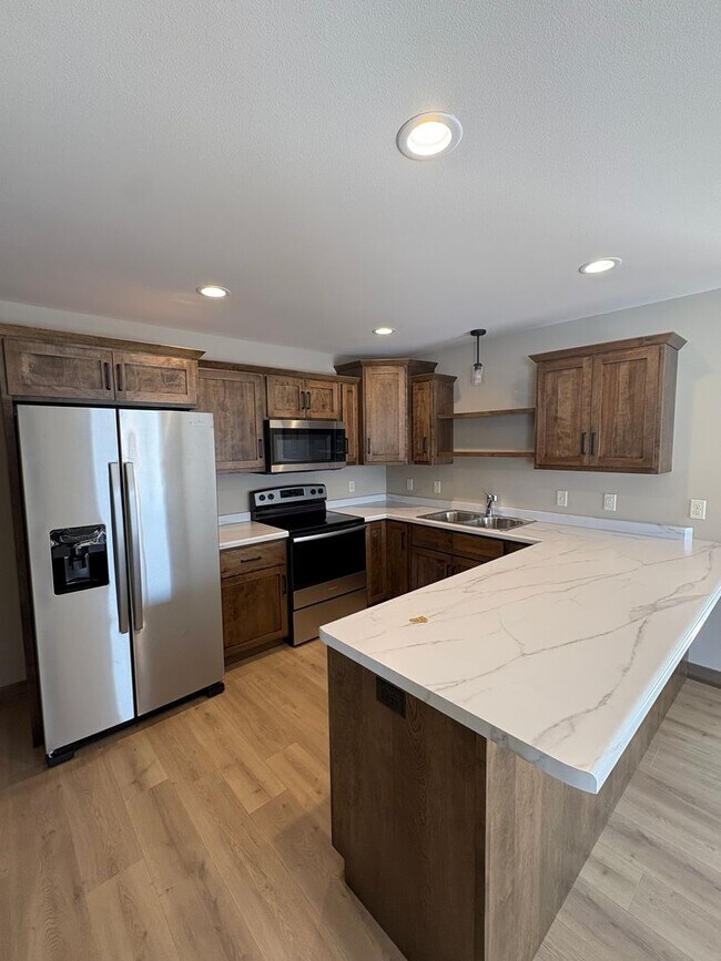 Foto del edificio - 222 E Randall Rd