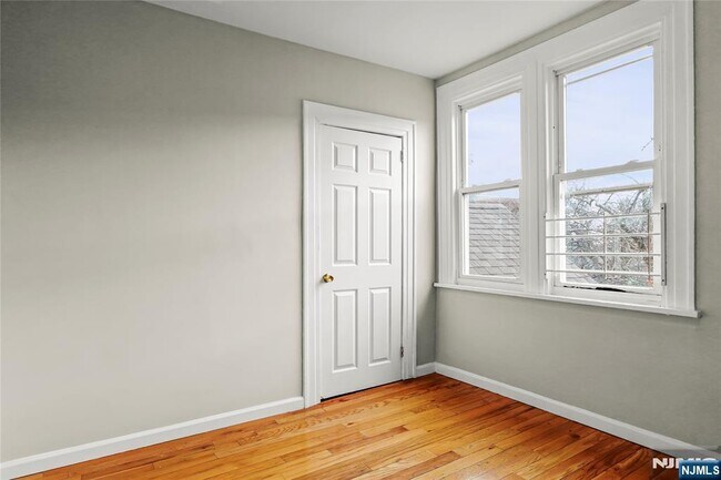 Foto del edificio - 117 Parkview Terrace