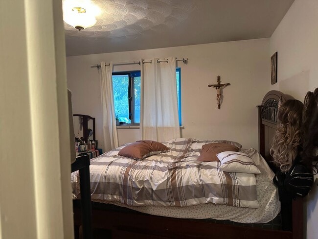 Photo - Long Realty & Property Management - 4 Bed ... House