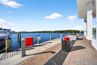 Building Photo - 400 Sunny Isles Blvd