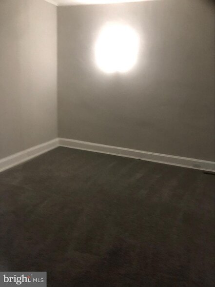 Foto del edificio - 2917 Rockrose Ave