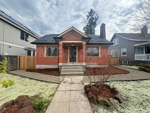 Building Photo - 7300 N Mobile Ave