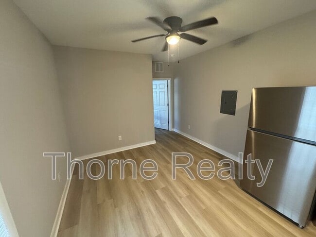 Foto del edificio - 815 Belleview Ave