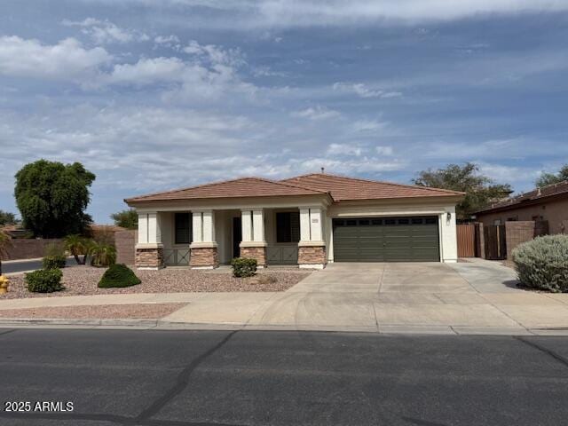 Foto principal - 18906 E Cattle Dr