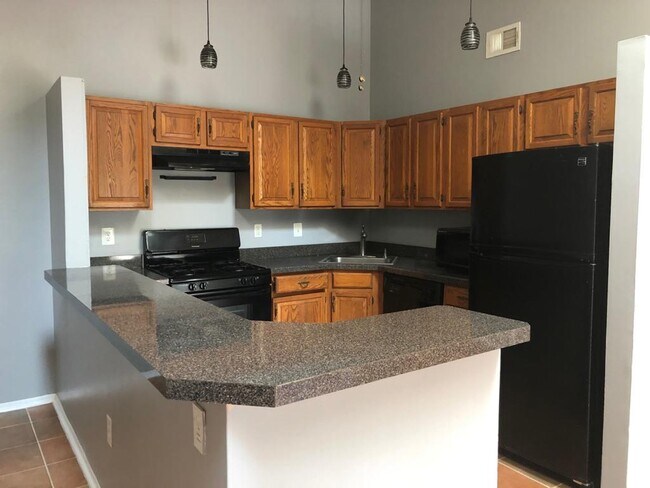 Foto del edificio - 66 Lindsey Ct