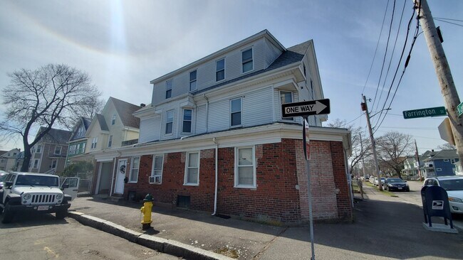 Building Photo - 215 Farrington St