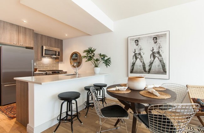 Interior Photo - 53 Broadway