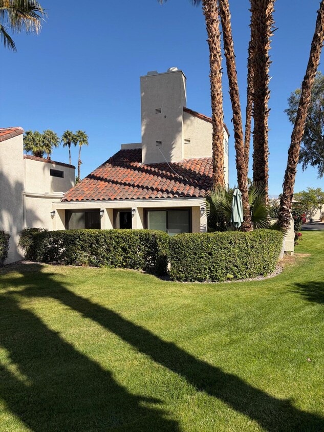 Foto del edificio - 462 Sunningdale Dr