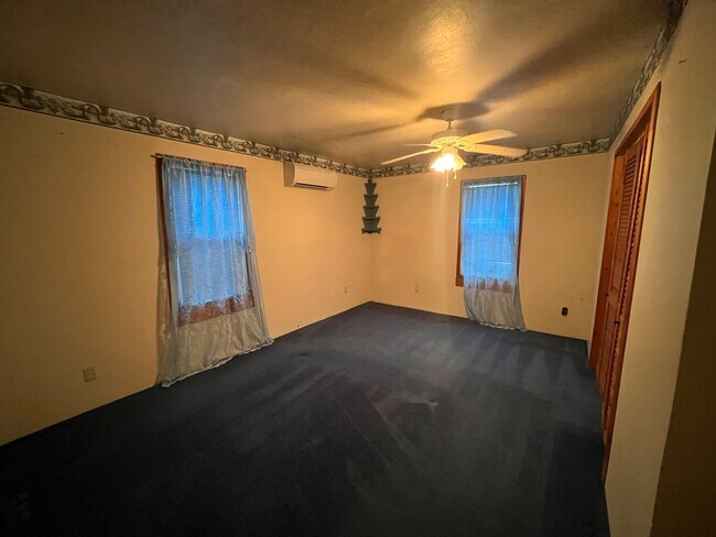 Foto del edificio - 503 N Pecan St