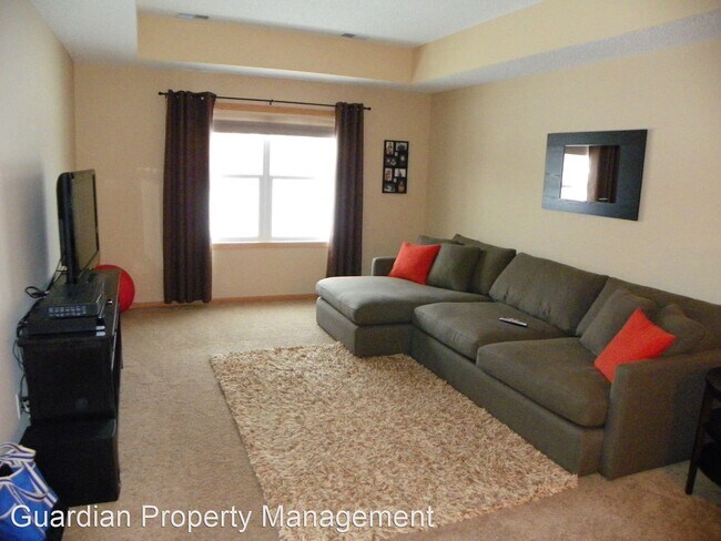 Building Photo - 3 br, 2.5 bath House - 3682 Coon Rapids Bl...
