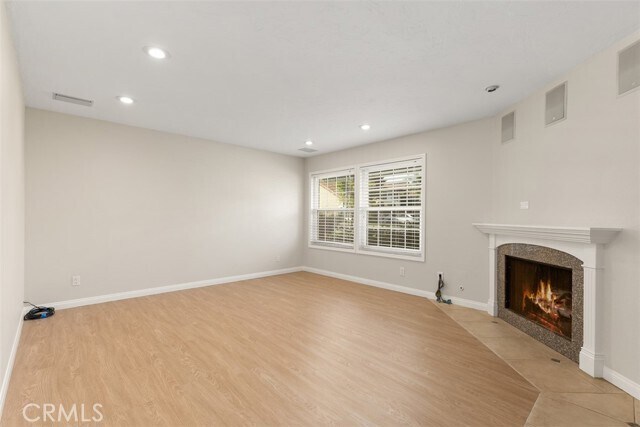 Building Photo - 42 Atherton