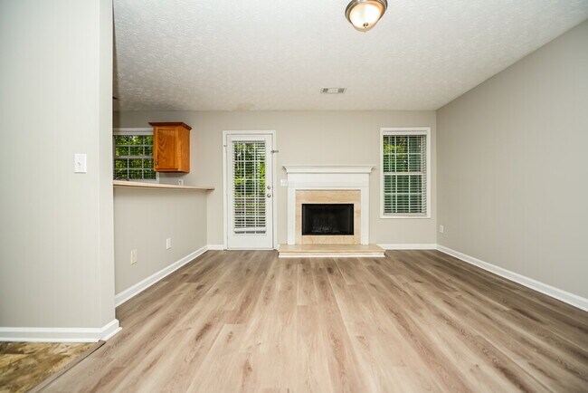 Building Photo - 306 Fletcher Ct