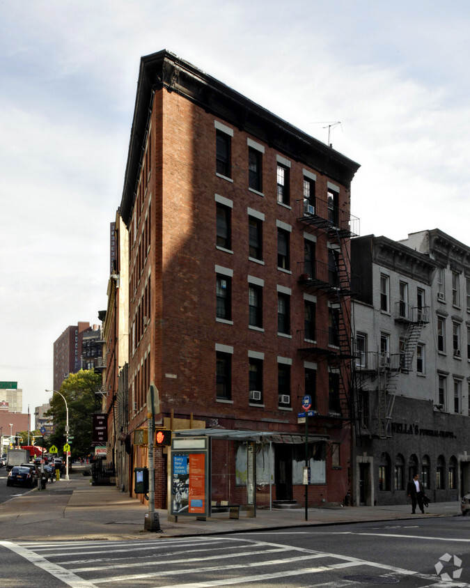 Foto del edificio - 25 Madison St