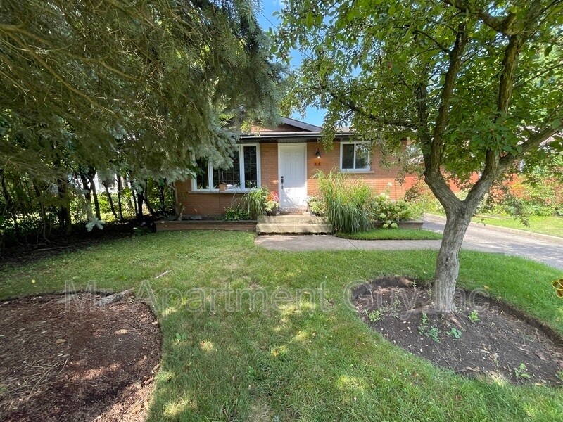 Photo principale - 64 Stanley Ave