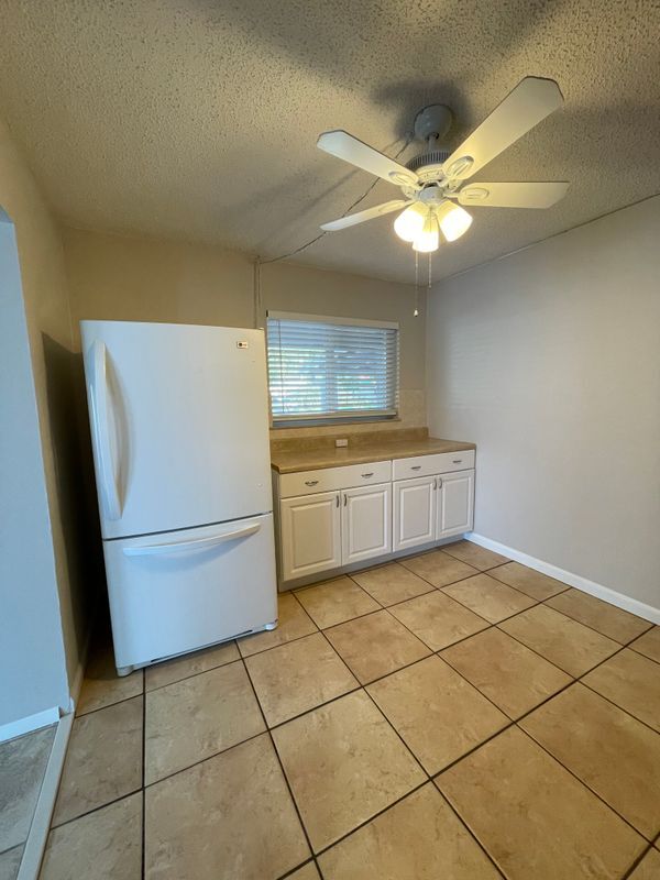 Foto del edificio - 3451 NE 13th Ave