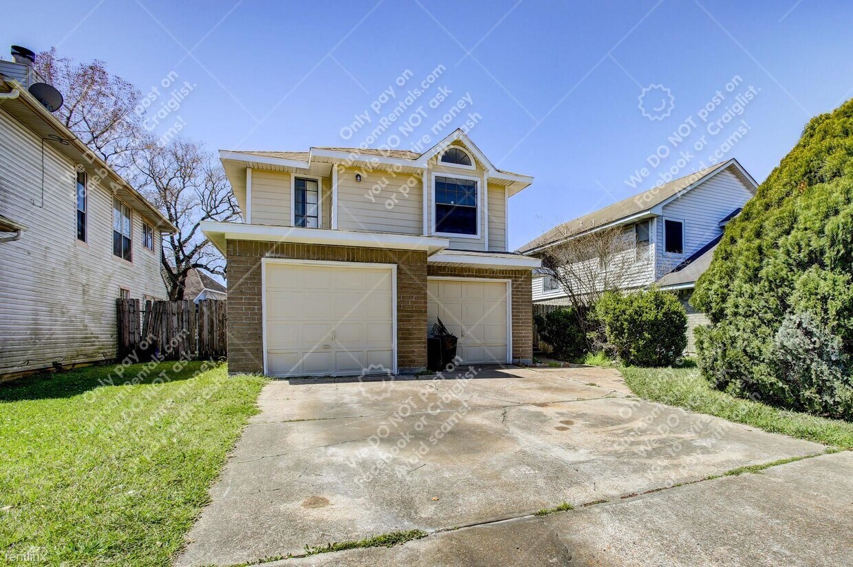 Primary Photo - 4 br, 2.5 bath House - 1535 Carbonear Dr