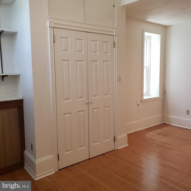 Foto del edificio - 4224 Chester Ave