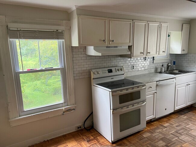Foto del edificio - 6017 Altamont Pl