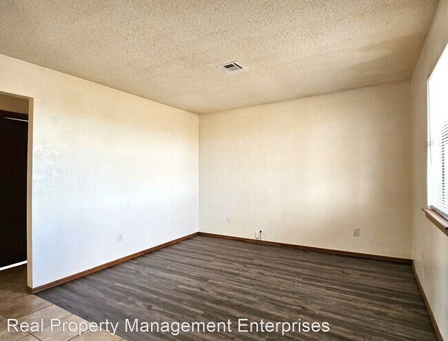 Foto del edificio - 2 br, 1 bath House - 1801 E Sandrock Rd 18...