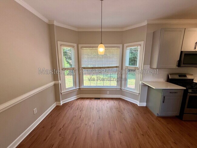 Foto del edificio - 701 Cricketfield Ln