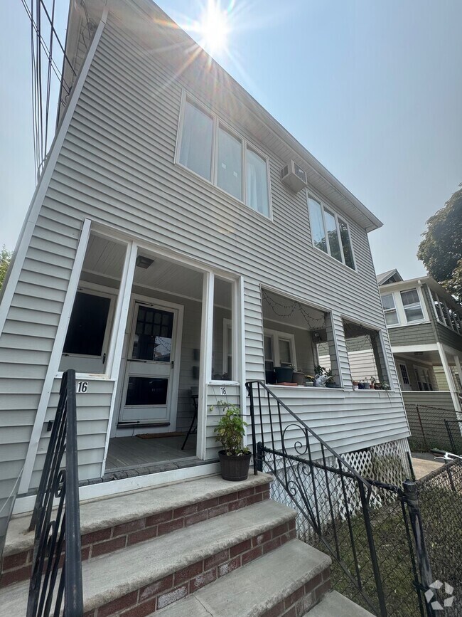 Building Photo - 16 Corinthian Rd