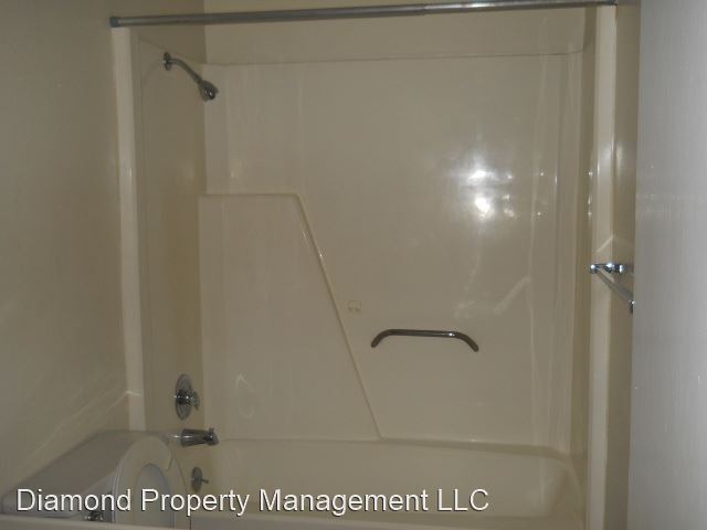 Building Photo - 3 br, 2.5 bath House - 10105 Los Altos Dr.