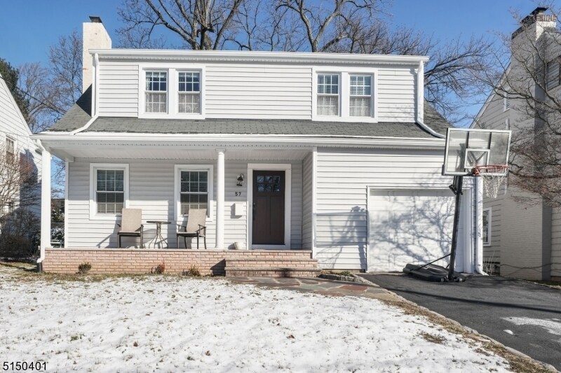 Primary Photo - 57 Elmwood Pl