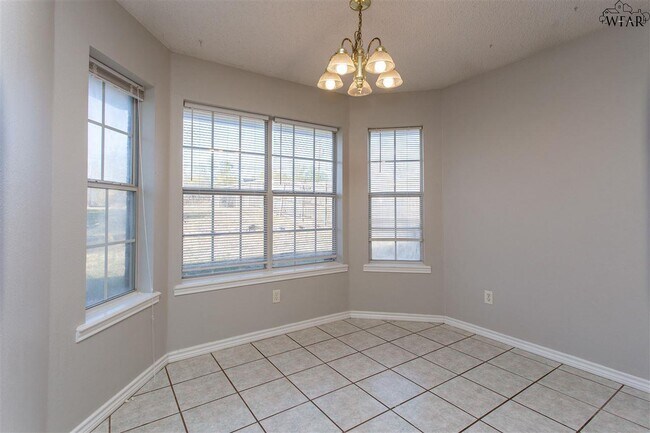 Building Photo - 3908 Onaway Trail