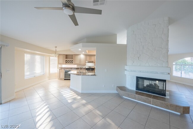 Building Photo - 2497 Swan Ridge Ave