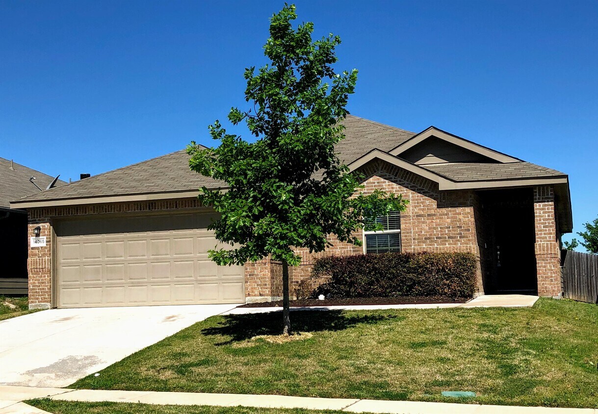 14065 San Christoval Pass, Haslet, TX 76052 House Rental in Haslet