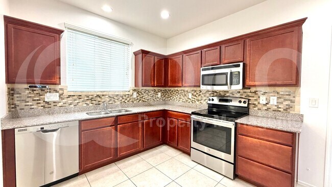 Foto del edificio - 2694 N 73rd Dr