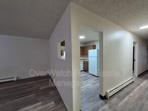 Building Photo - 1507 W 45th Ave