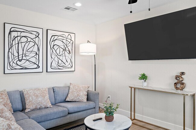 Foto del edificio - 1732 E Elwood St