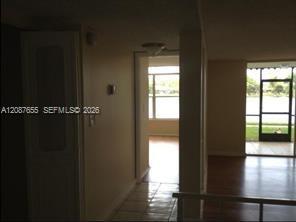 Building Photo - 3710 Inverrary Dr