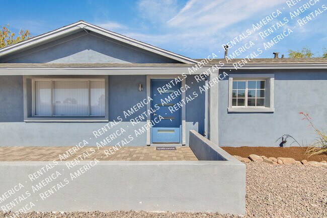 Foto del edificio - 3213 S Albert Ave