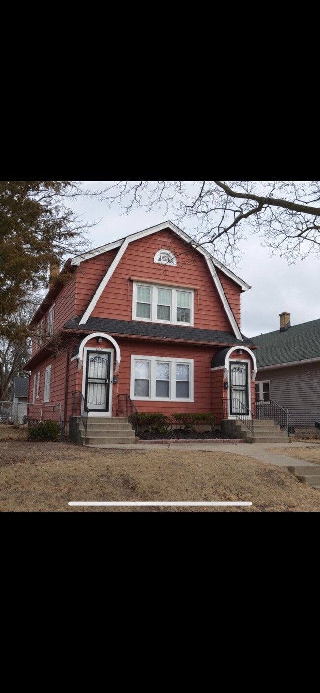 Building Photo - 4668 N 42nd St