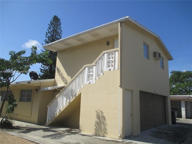 Building Photo - 1931 Pierce St