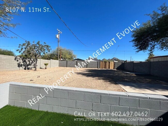 Building Photo - COME TOUR TODAY!