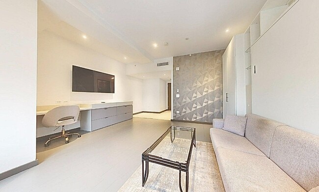 Photo - Broad Street Apartment