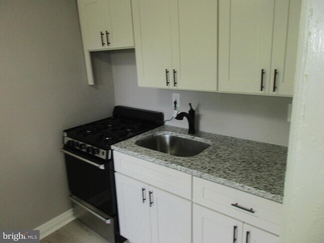 Foto del edificio - 2613 Fairview Ave